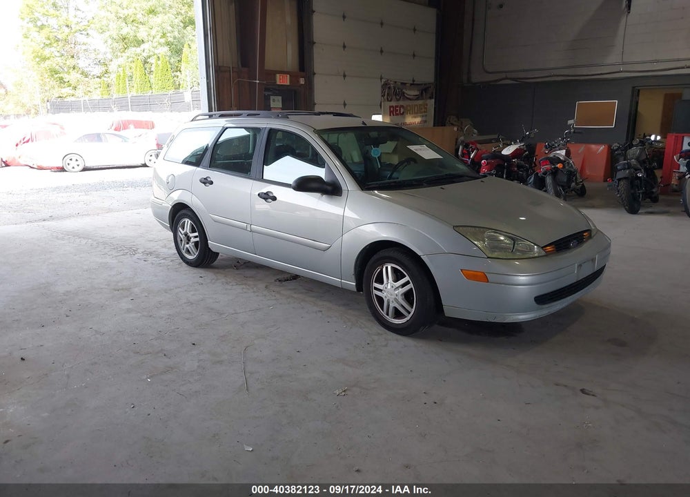 2001 FORD FOCUS SE VIN: 1FAFP36321W296426