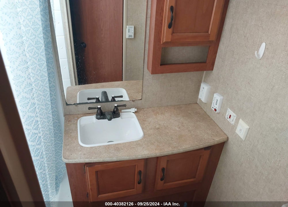 2013 CAMP INDUSTRIES CAMPER VIN: 4EZTP2824D8023734