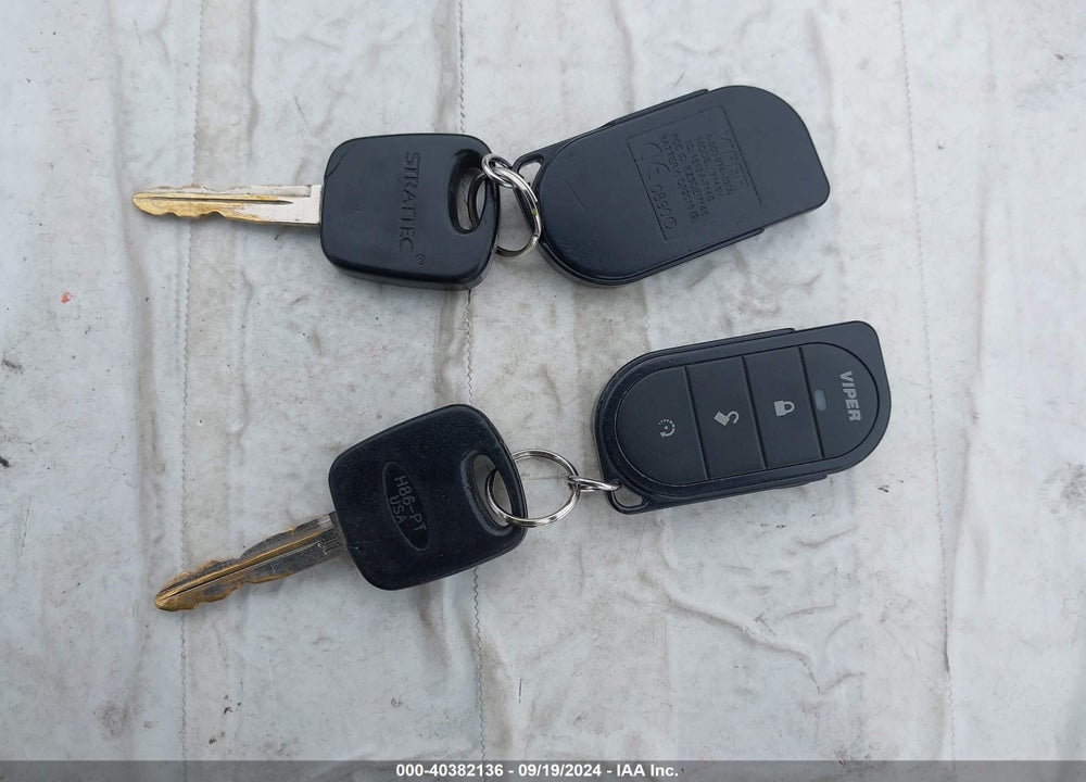 2003 FORD FOCUS ZX3 VIN: 3FAFP31Z63R175237