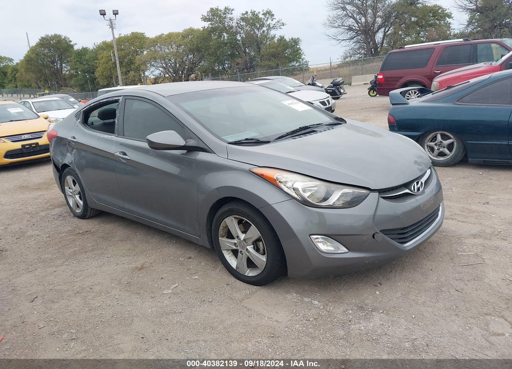 2013 HYUNDAI ELANTRA GLS VIN: 5NPDH4AE1DH374718
