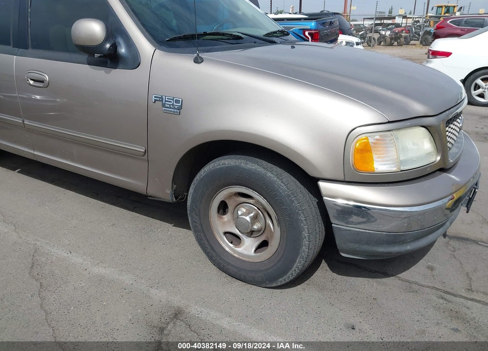 2003 FORD F-150 LARIAT/XLT VIN: 1FTRW07L93KA95687