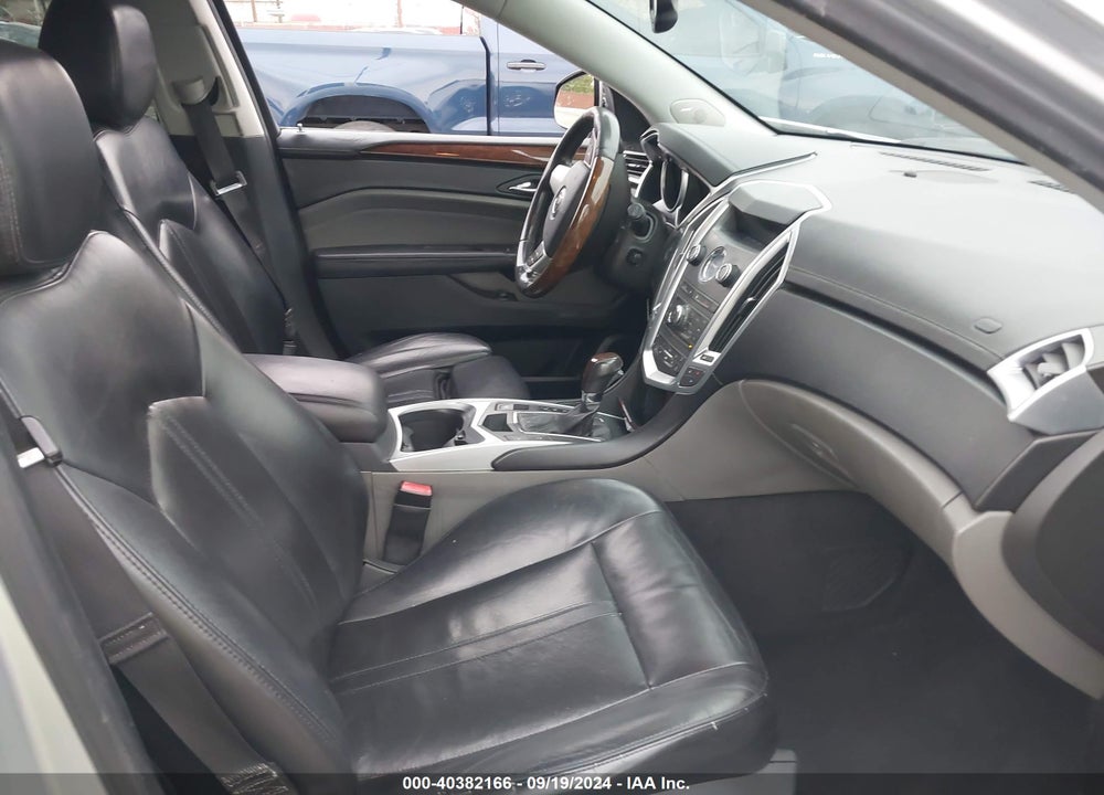 2011 CADILLAC SRX LUXURY COLLECTION VIN: 3GYFNAEY1BS669707