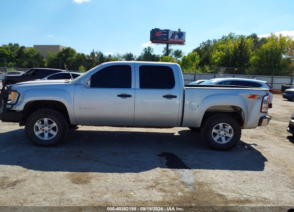2010 GMC SIERRA 1500 SLE VIN: 3GTRKVE33AG103234