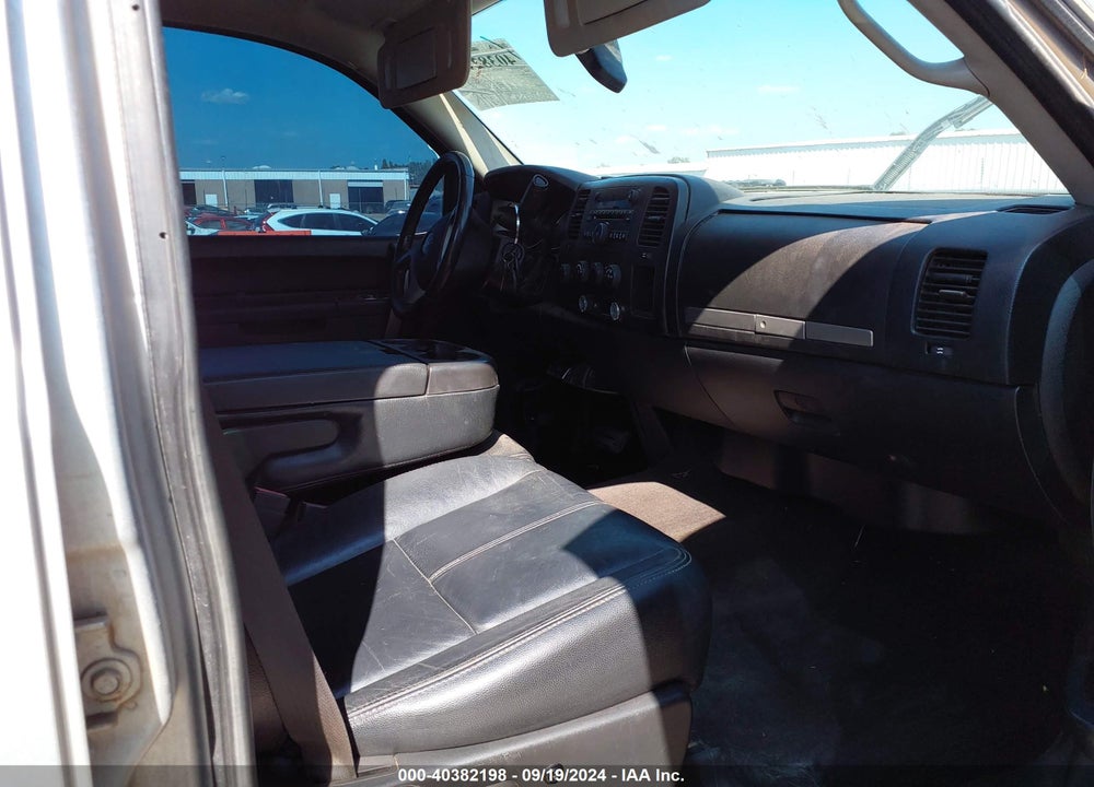 2010 GMC SIERRA 1500 SLE VIN: 3GTRKVE33AG103234