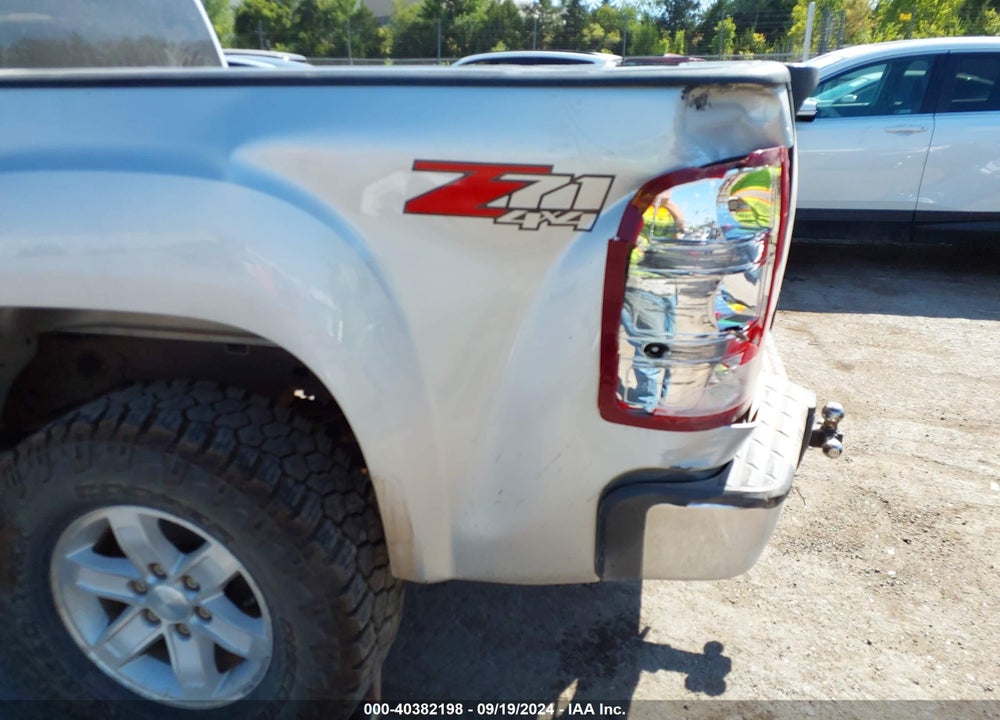 2010 GMC SIERRA 1500 SLE VIN: 3GTRKVE33AG103234