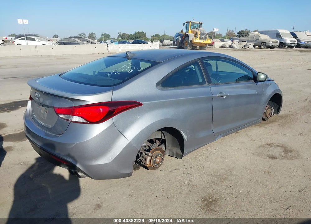 2014 HYUNDAI ELANTRA VIN: KMHDH6AHXEU027624
