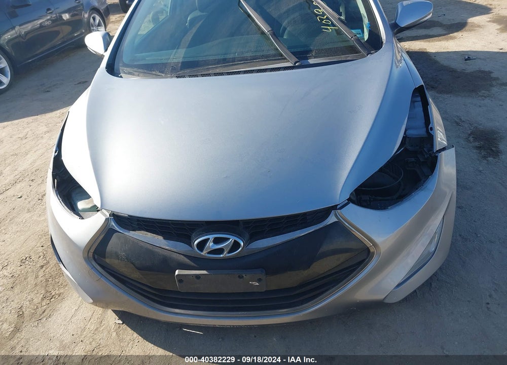 2014 HYUNDAI ELANTRA VIN: KMHDH6AHXEU027624