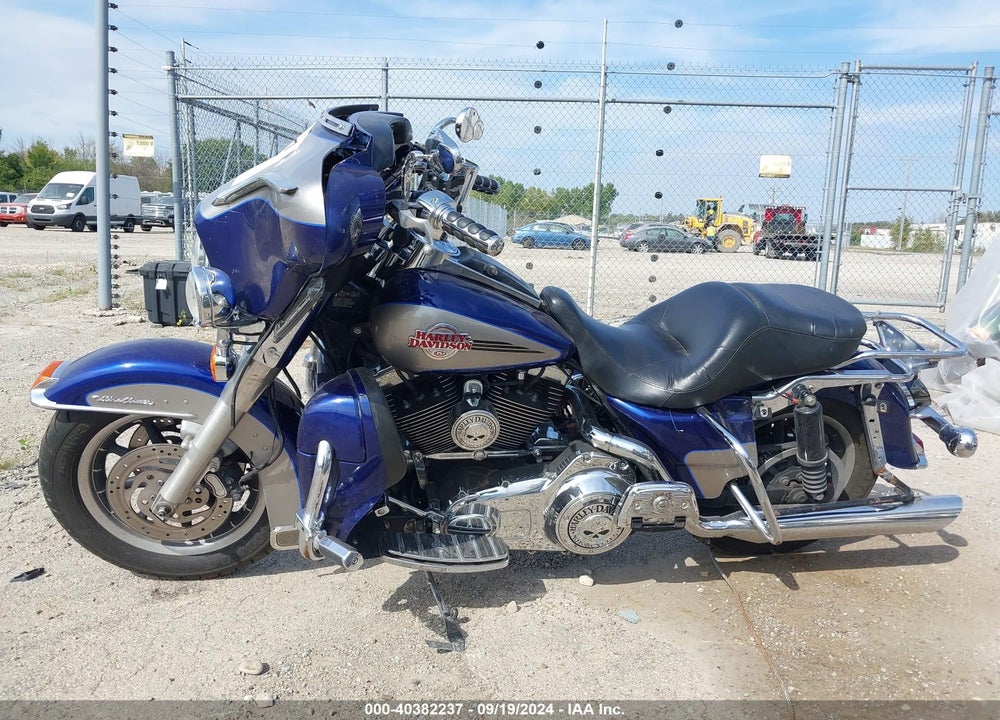 2007 HARLEY-DAVIDSON FLHTCUI VIN: 1HD1FC4177Y637291