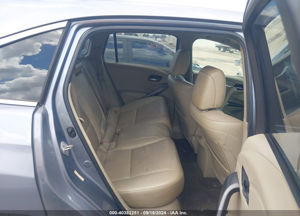 2014 ACURA RDX VIN: 5J8TB3H52EL013008