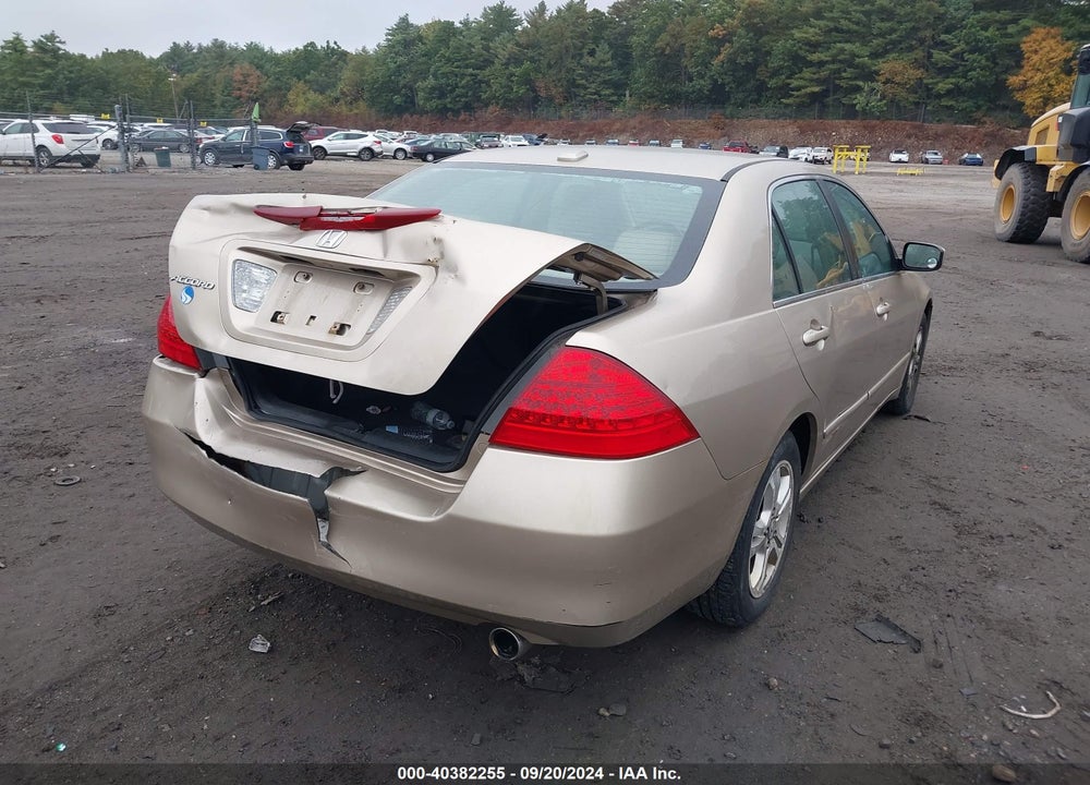 2007 HONDA ACCORD 2.4 EX VIN: 1HGCM56847A155085