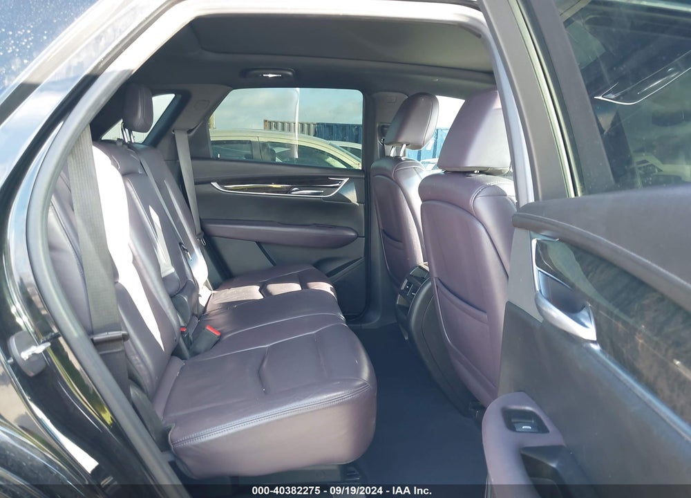 2017 CADILLAC XT5 LUXURY VIN: 1GYKNBRS8HZ118633
