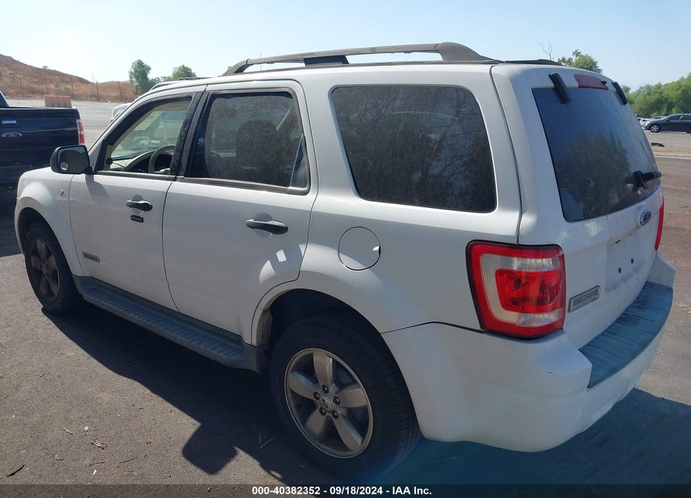 2008 FORD ESCAPE XLT VIN: 1FMCU03138KB06119