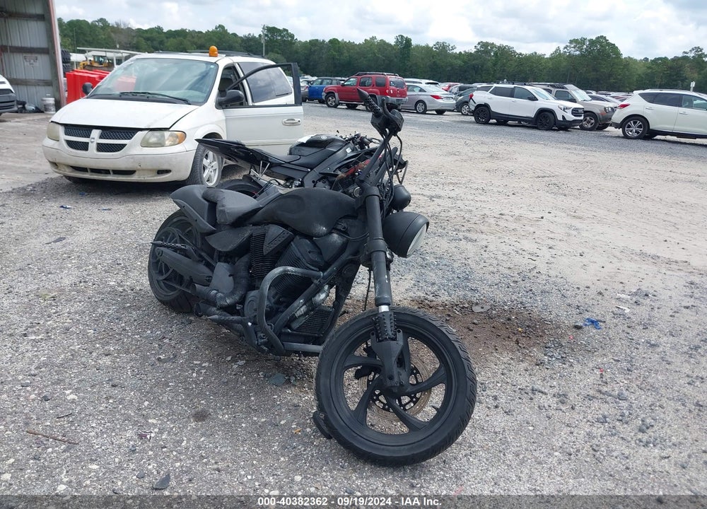 2010 VICTORY MOTORCYCLES HAMMER 8-BALL VIN: 5VPBB26D6A3002135