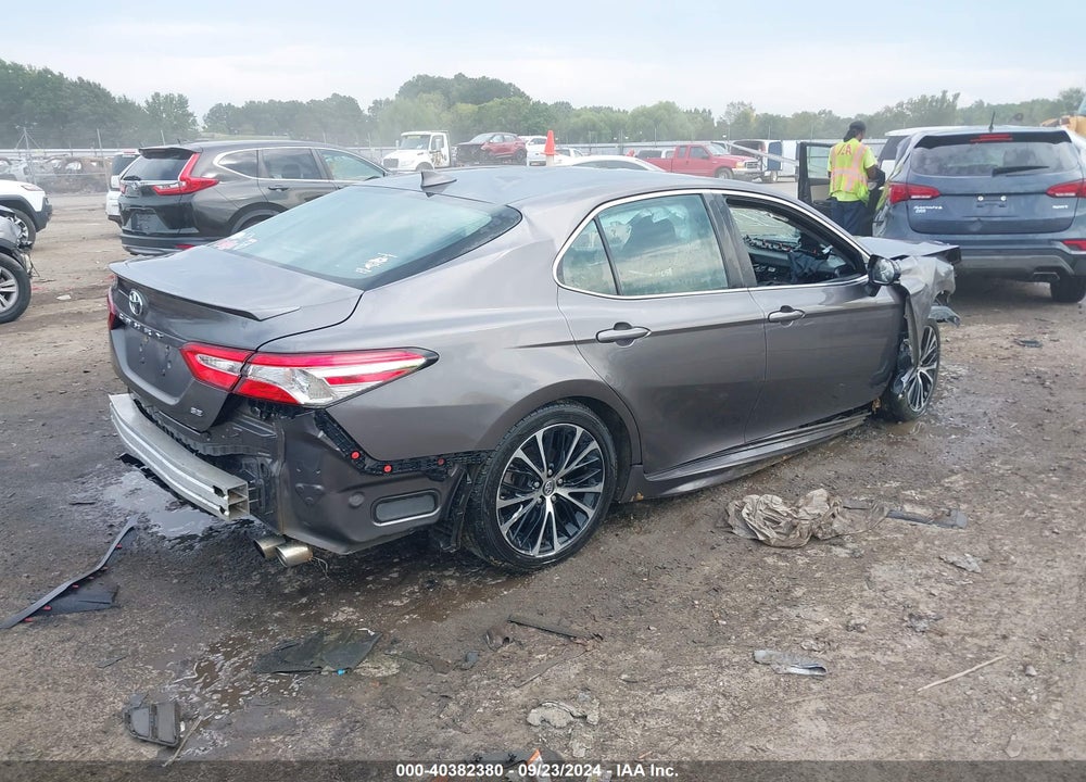2020 TOYOTA CAMRY SE VIN: 4T1G11AK9LU326342