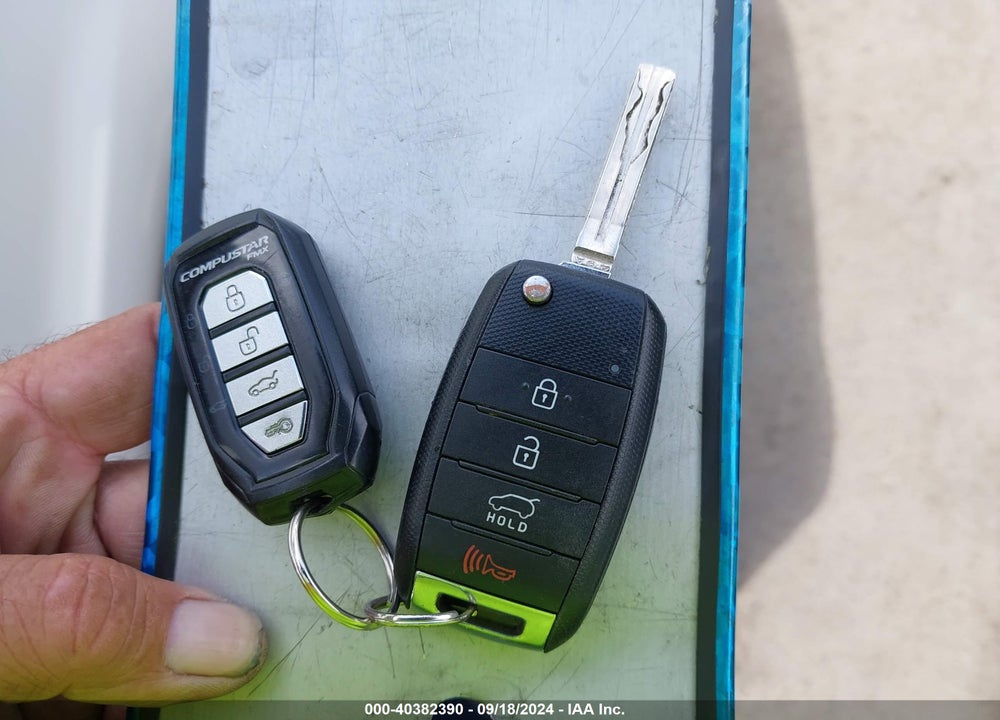2015 KIA SOUL VIN: KNDJP3A58F7213337