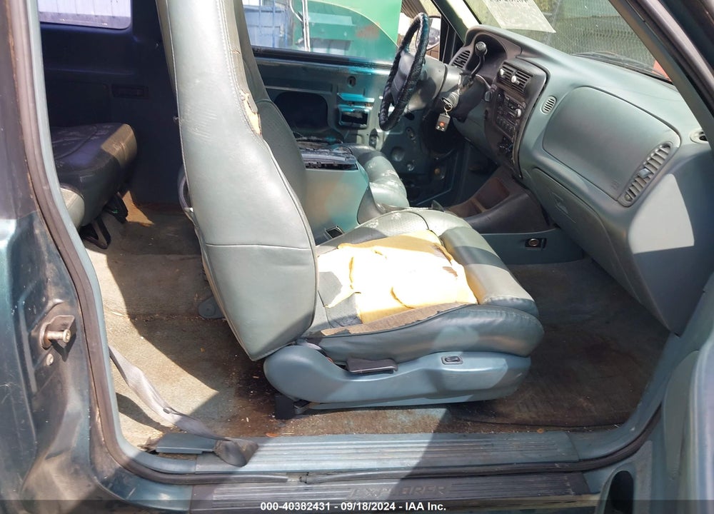 1996 FORD EXPLORER VIN: 1FMDU24X6TUC53731