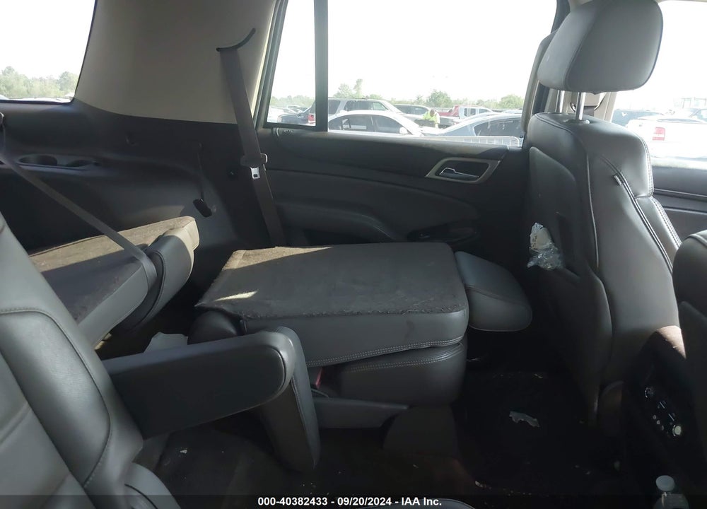 2015 GMC YUKON DENALI VIN: 1GKS2CKJ5FR512744