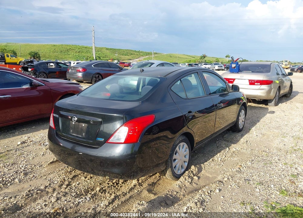 2012 NISSAN VERSA 1.6 S+ VIN: 3N1CN7AP1CL911158