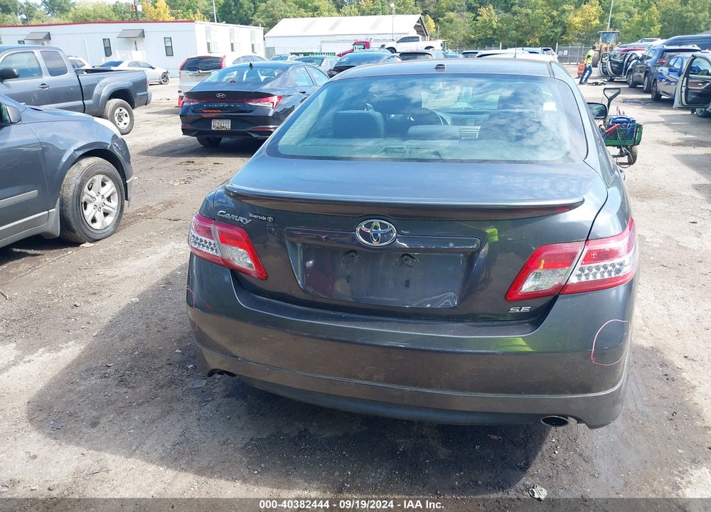 2011 TOYOTA CAMRY SE VIN: 4T1BF3EK0BU728816