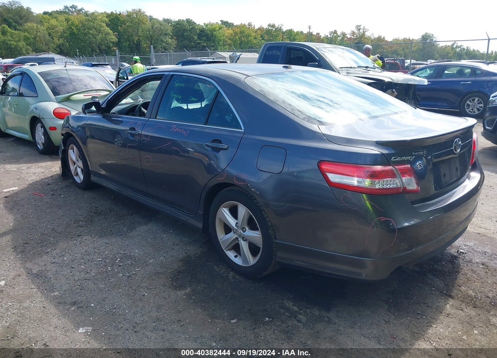 2011 TOYOTA CAMRY SE VIN: 4T1BF3EK0BU728816