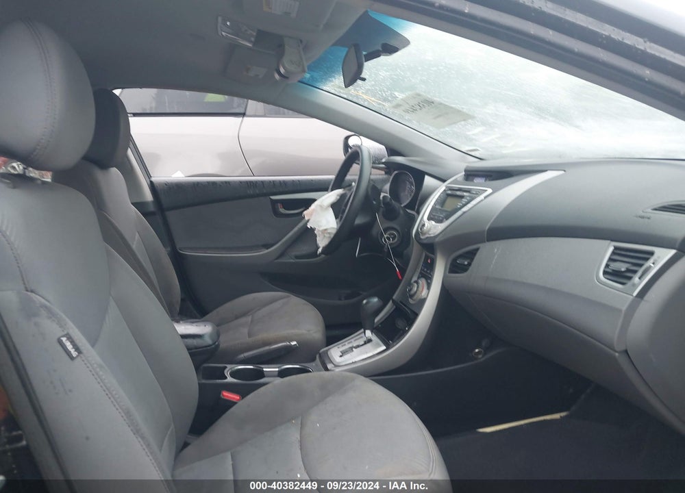 2012 HYUNDAI ELANTRA GLS VIN: 5NPDH4AE7CH141117