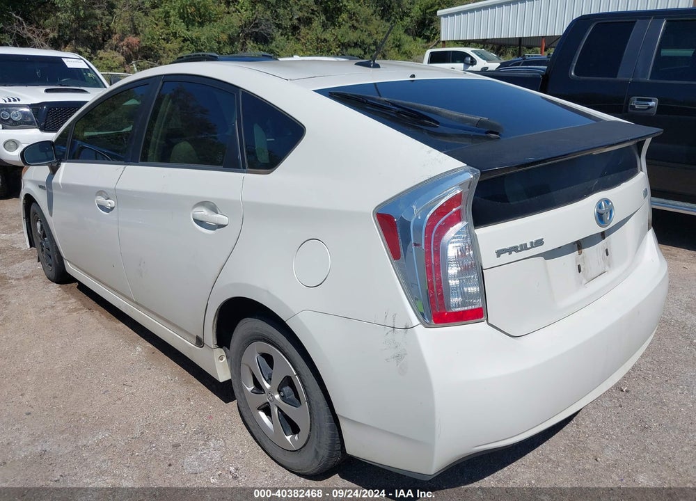 2013 TOYOTA PRIUS THREE VIN: JTDKN3DU5D5553471