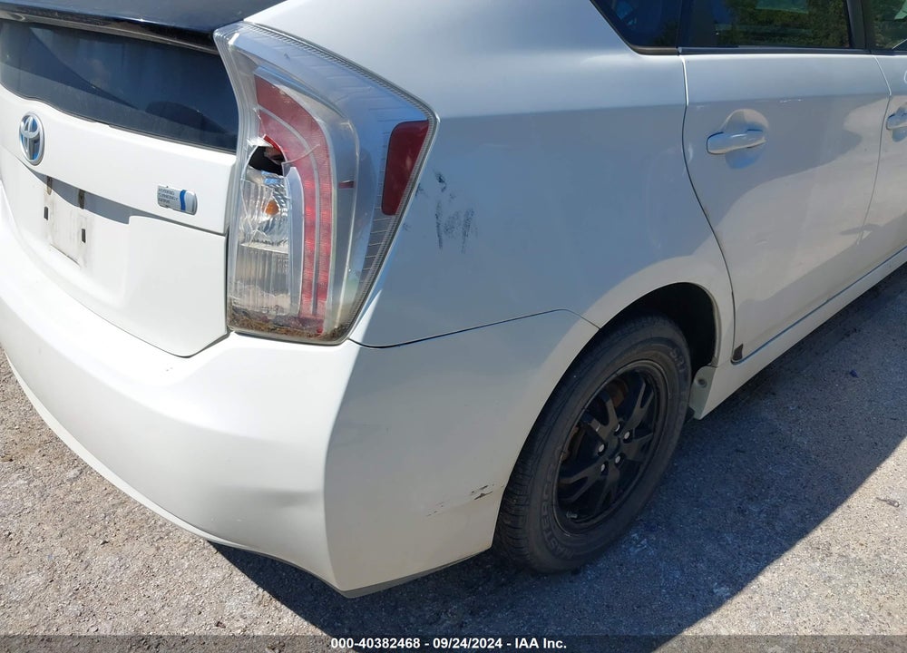 2013 TOYOTA PRIUS THREE VIN: JTDKN3DU5D5553471