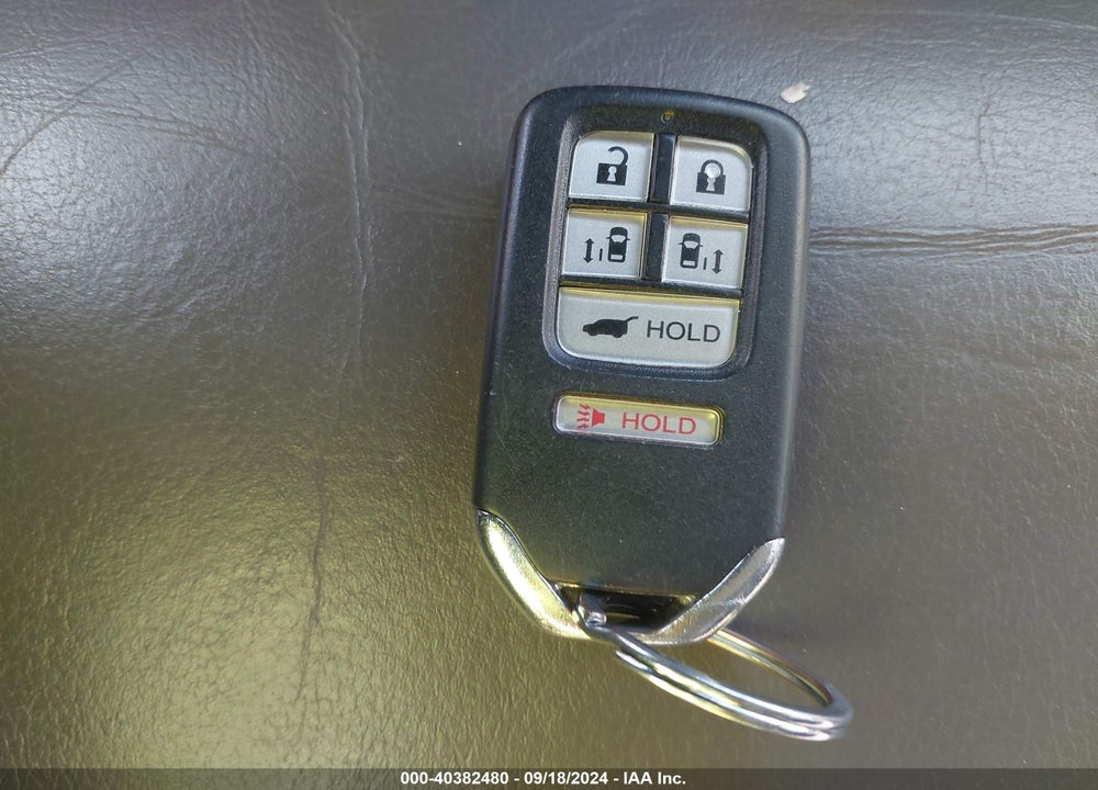 2015 HONDA ODYSSEY EX-L VIN: 5FNRL5H62FB017140