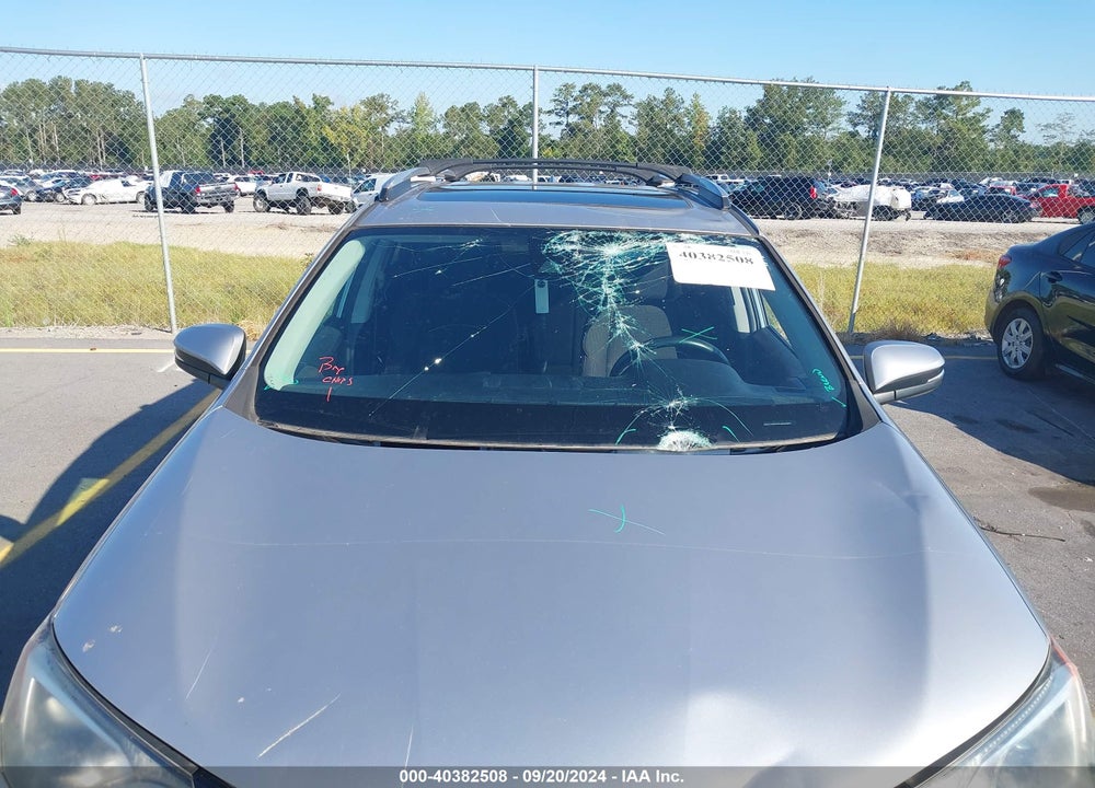 2017 TOYOTA RAV4 VIN: 2T3RFREV1HW561779