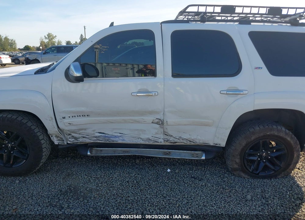 2008 CHEVROLET TAHOE LT VIN: 1GNFK13088R114560