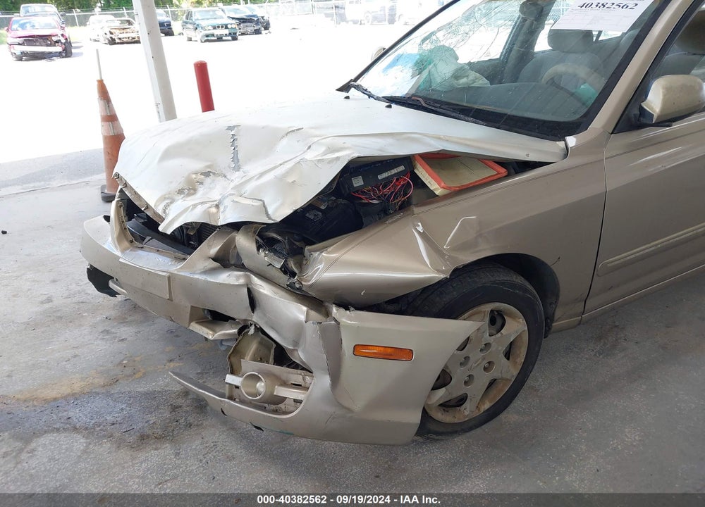 2006 HYUNDAI ELANTRA GLS/LIMITED VIN: KMHDN46D56U363976