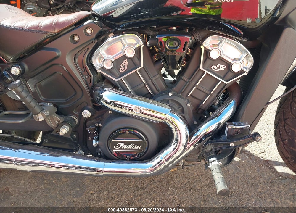 2021 INDIAN MOTORCYCLE CO. SCOUT BOBBER VIN: 56KMTB000M3166523