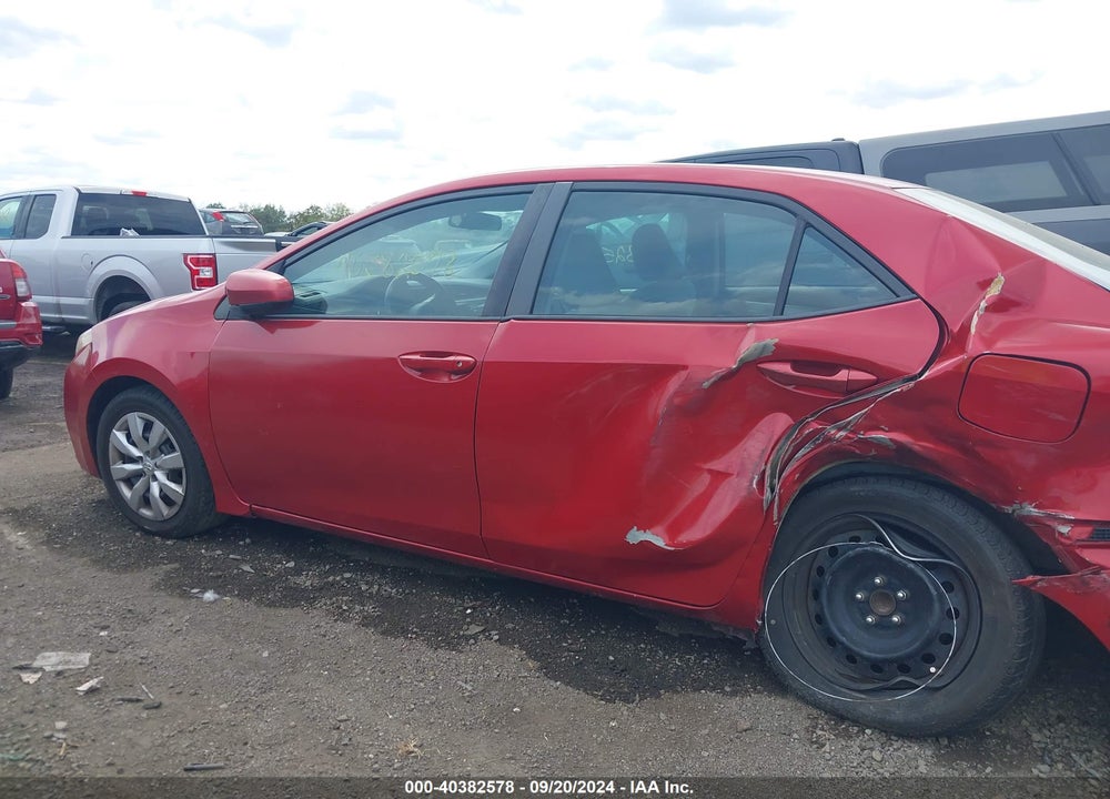 2015 TOYOTA COROLLA LE VIN: 5YFBURHE1FP333923