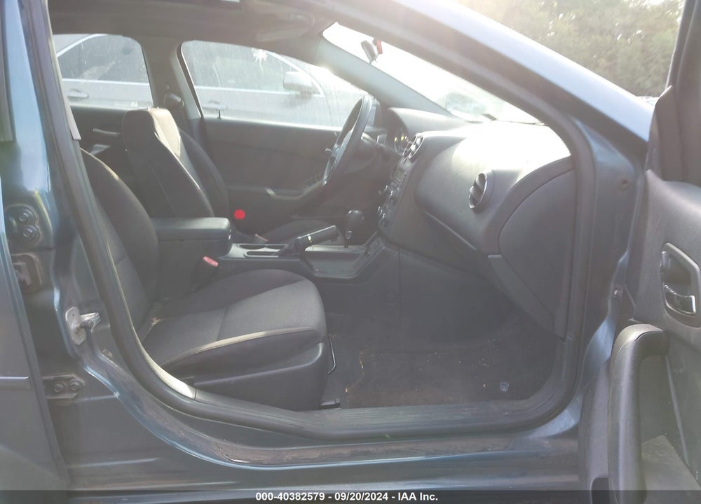 2006 PONTIAC G6 VIN: 1G2ZG558464116886