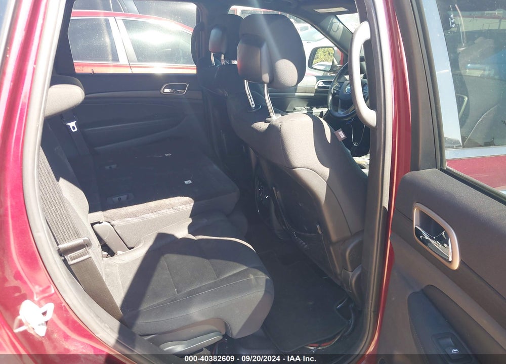 2016 JEEP GRAND CHEROKEE LAREDO VIN: 1C4RJFAG1GC325087