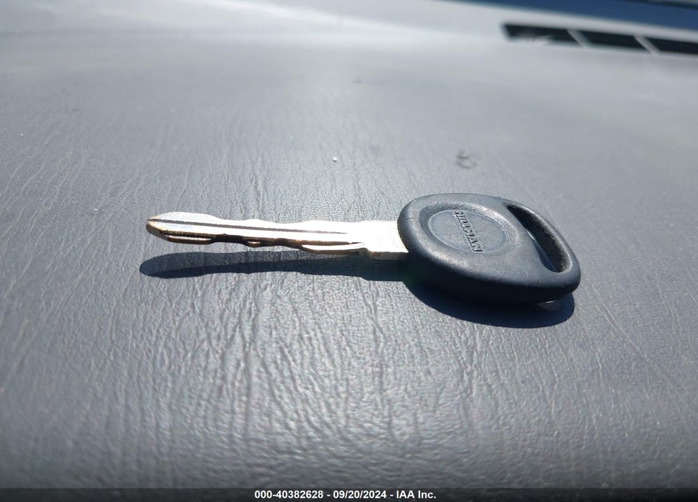 2000 CHEVROLET IMPALA LS VIN: 2G1WH55K0Y9278482
