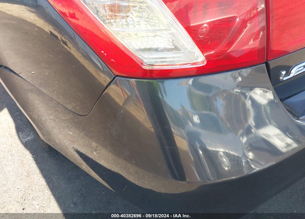 2007 LEXUS ES 350 VIN: JTHBJ46GX72015216