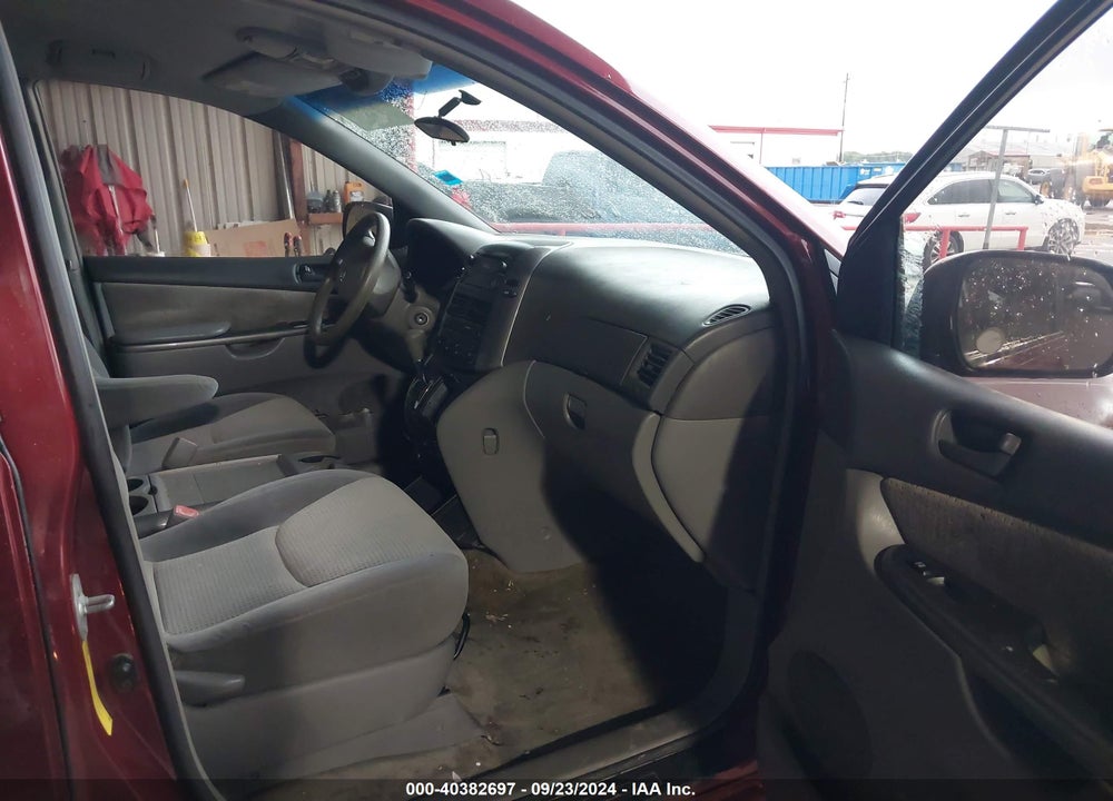 2006 TOYOTA SIENNA LE VIN: 5TDZA23C26S552501