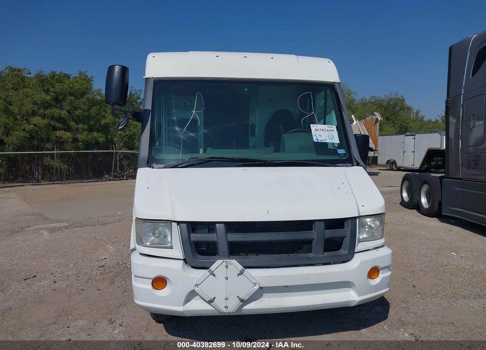 2012 ISUZU COMMERCIAL VAN VIN: JALB4T174C7W00749