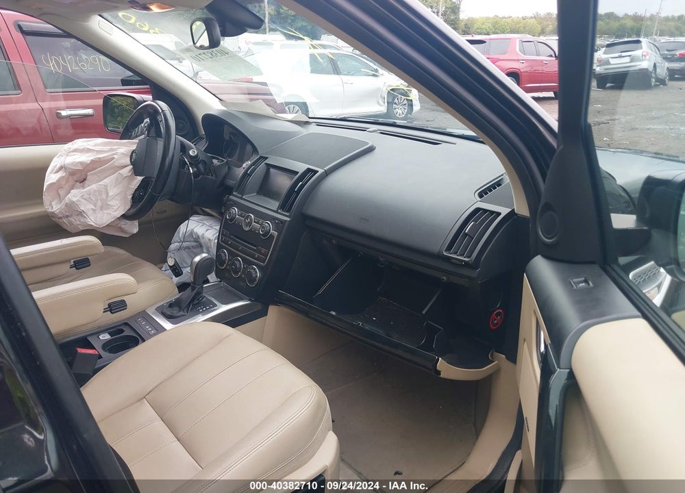 2013 LAND ROVER LR2 VIN: SALFR2BGXDH360785