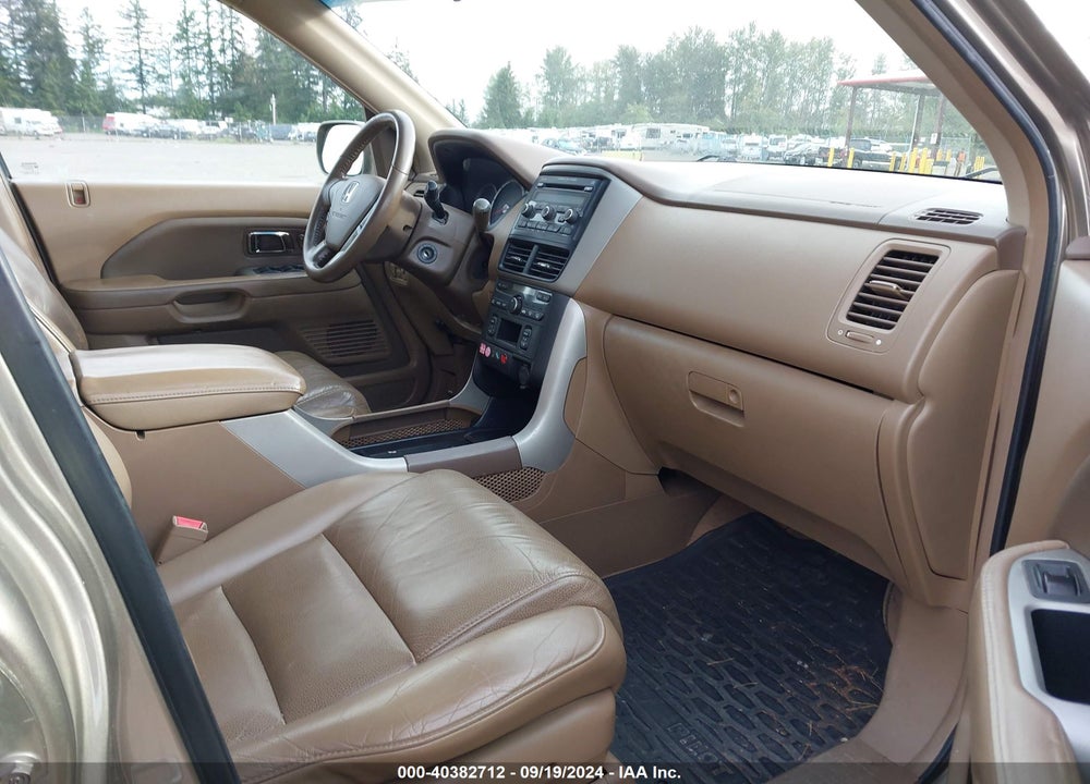 2008 HONDA PILOT EX-L VIN: 5FNYF18568B041947