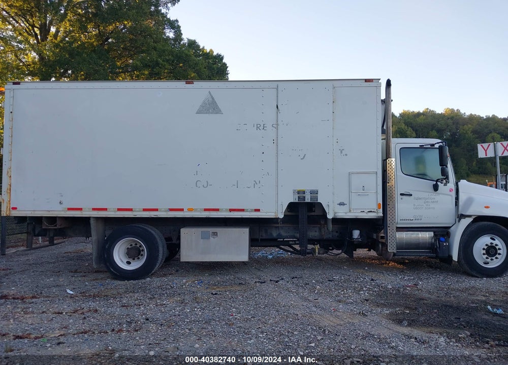 2013 HINO 338 VIN: 5PVNV8JTXD4S52626