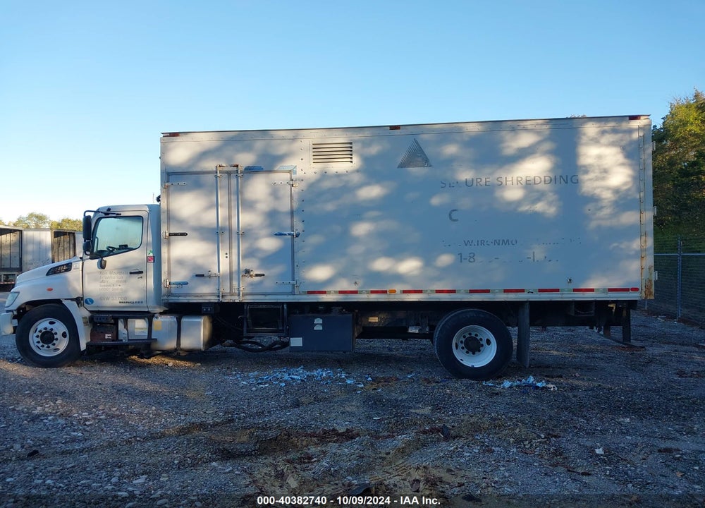 2013 HINO 338 VIN: 5PVNV8JTXD4S52626