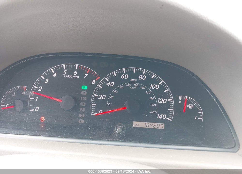 2005 TOYOTA CAMRY LE VIN: 4T1BE30K05U588670