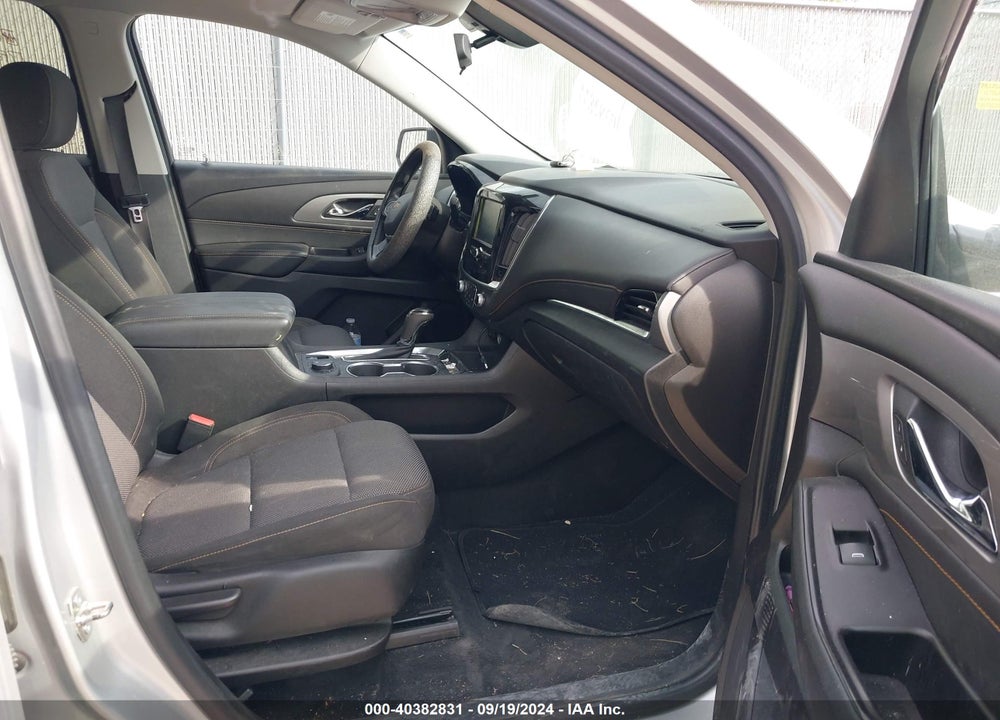 2019 CHEVROLET TRAVERSE LS VIN: 1GNERFKW4KJ226708
