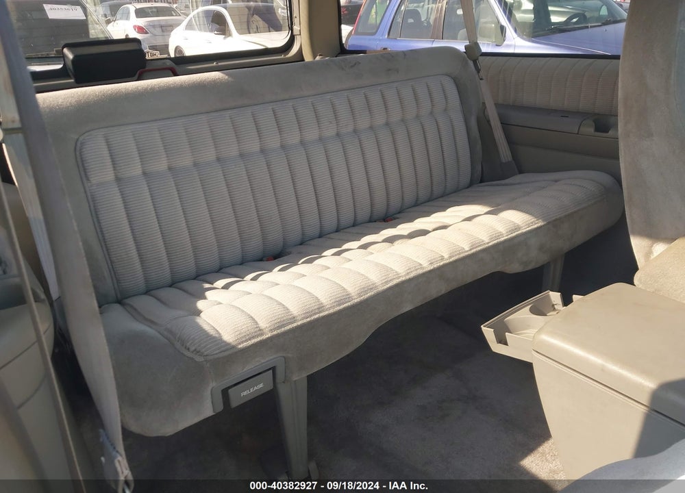1993 CHEVROLET BLAZER K1500 VIN: 1GNEK18K9PJ330467