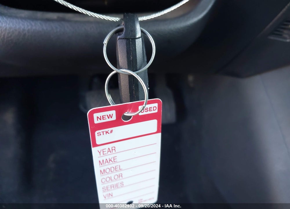 2018 NISSAN SENTRA SV VIN: 3N1AB7APXJL660217