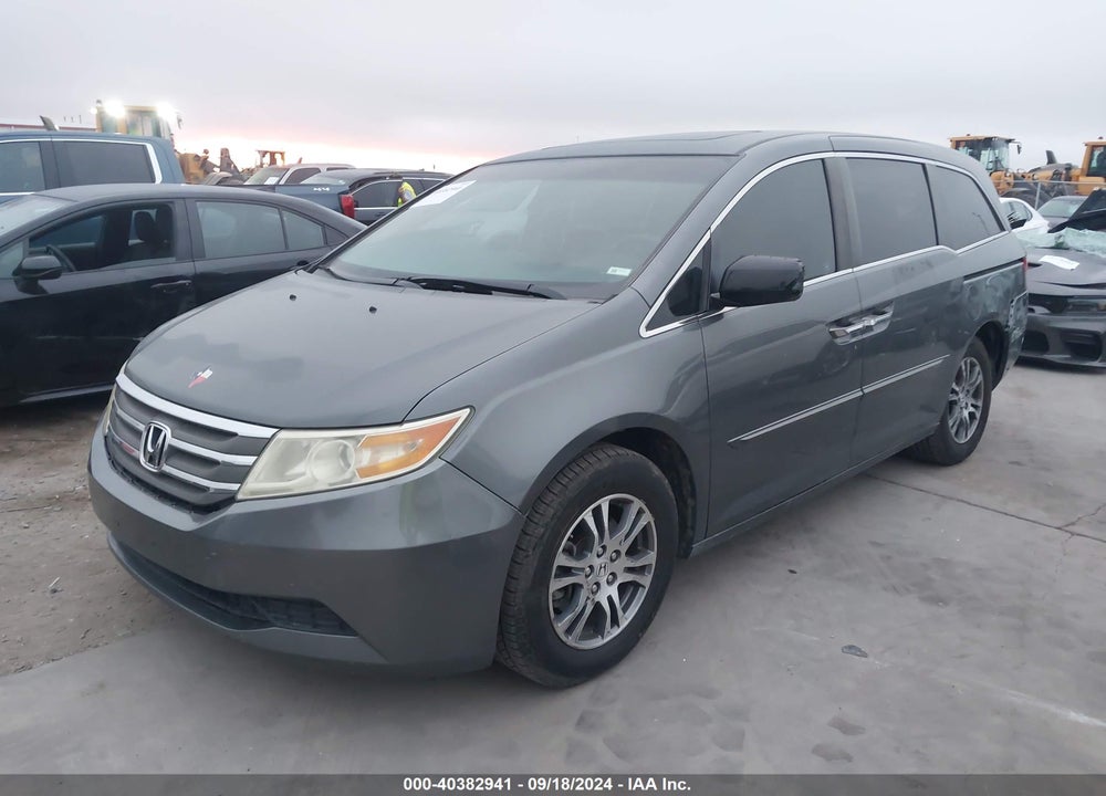 2011 HONDA ODYSSEY EX-L VIN: 5FNRL5H68BB058382