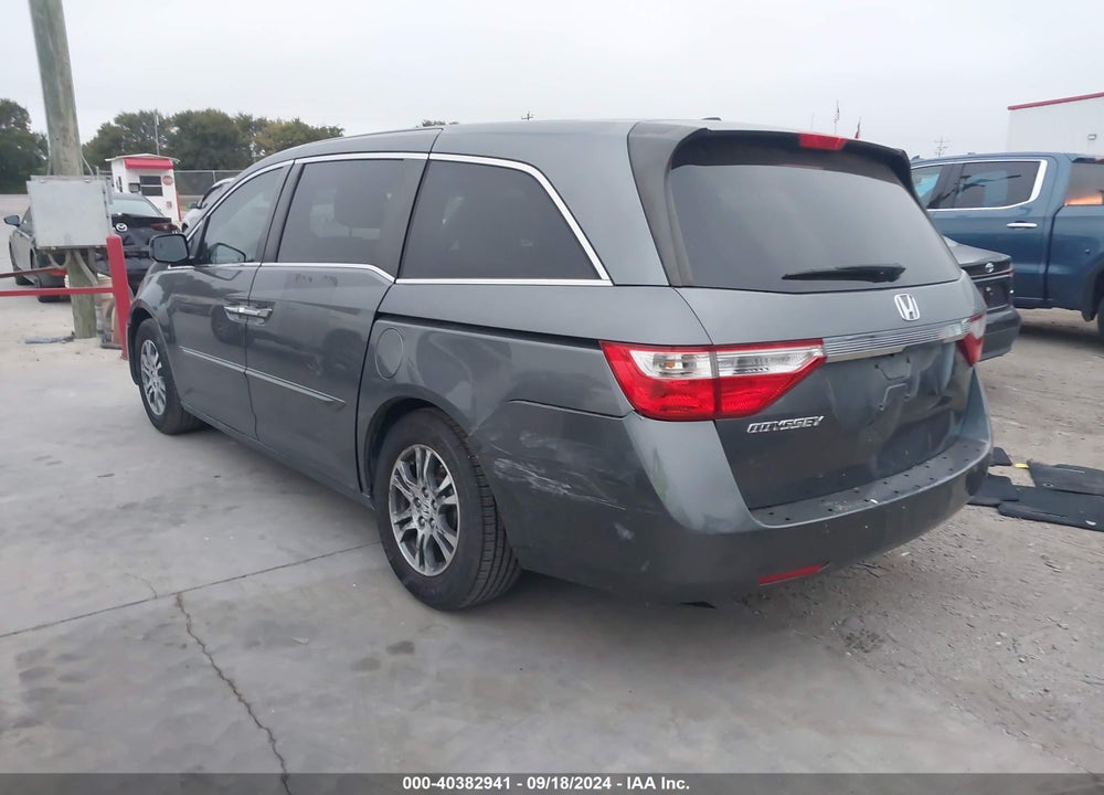 2011 HONDA ODYSSEY EX-L VIN: 5FNRL5H68BB058382