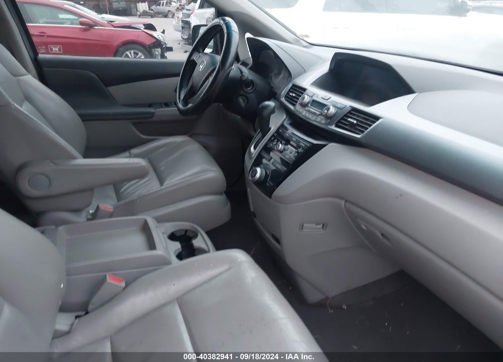 2011 HONDA ODYSSEY EX-L VIN: 5FNRL5H68BB058382